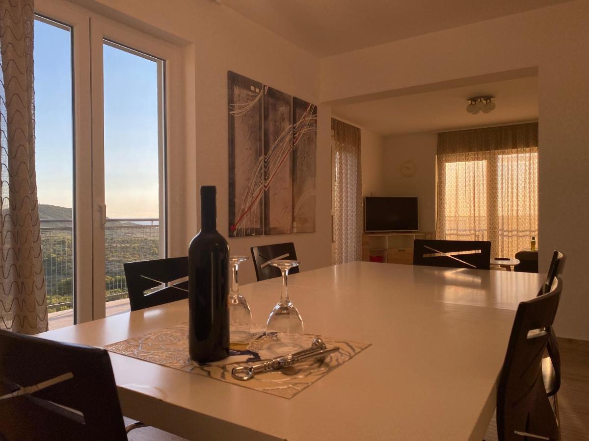 Apartments Carpe Diem Primošten Zewnętrze zdjęcie