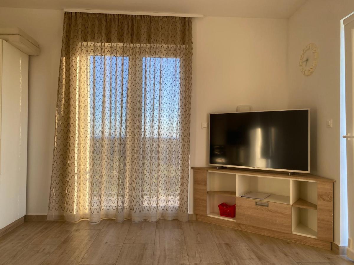 Apartments Carpe Diem Primošten Zewnętrze zdjęcie